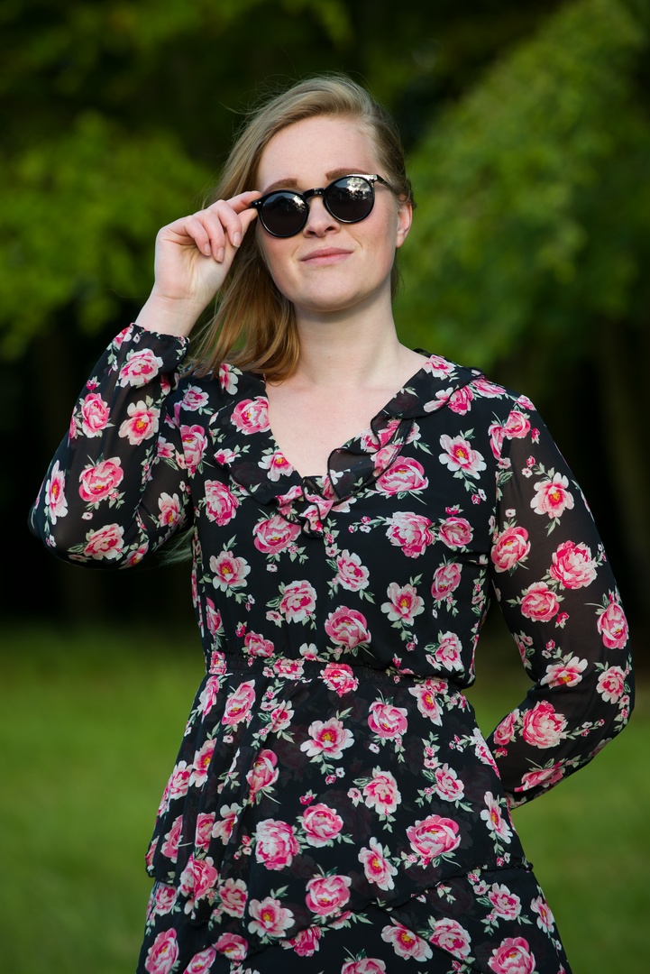Flowery And Sunglasses 2